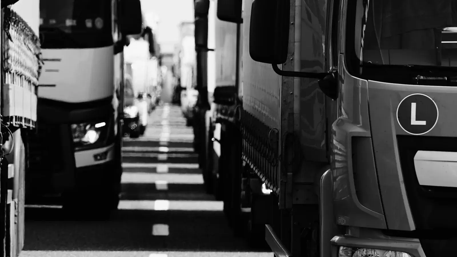 Cargo shipment tracking and logistics monitoring